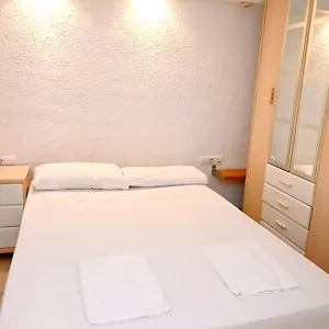 https://homenfun-sagrada-familia-glories.topbarcelonahotels.com
